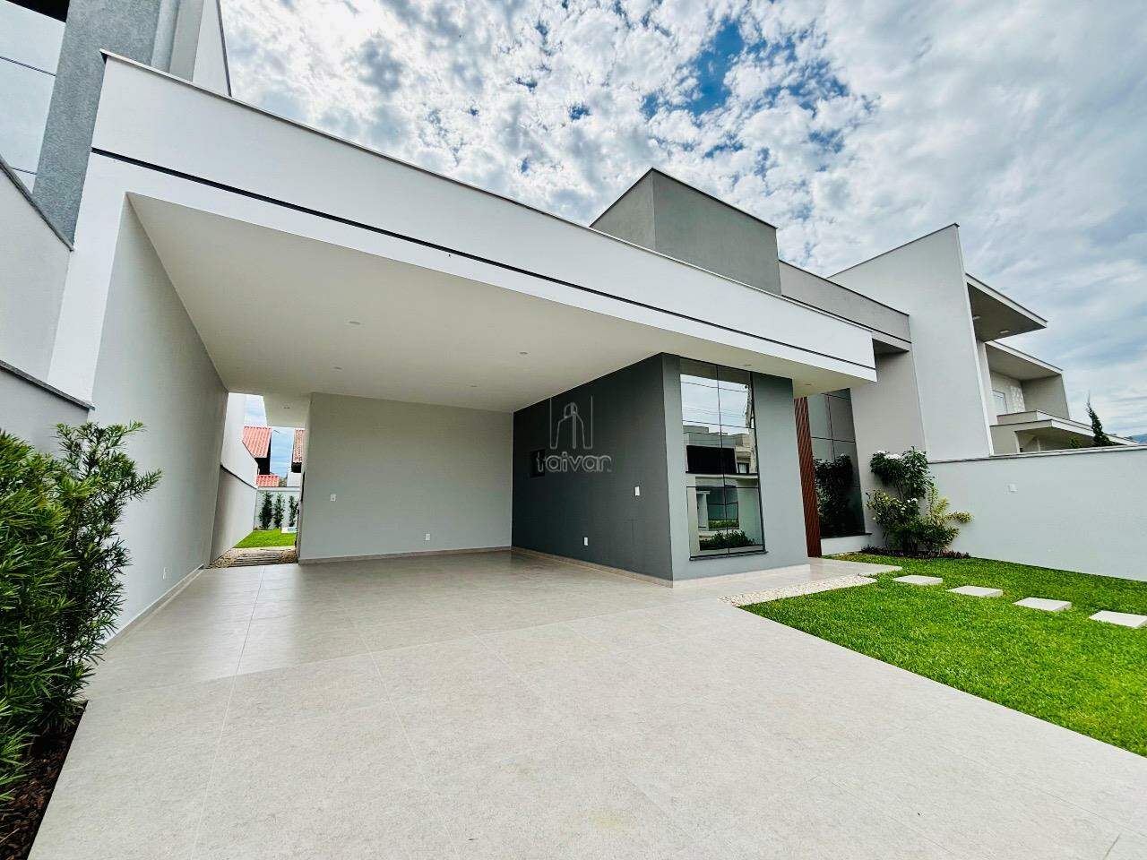 Casa à venda no Amizade: 