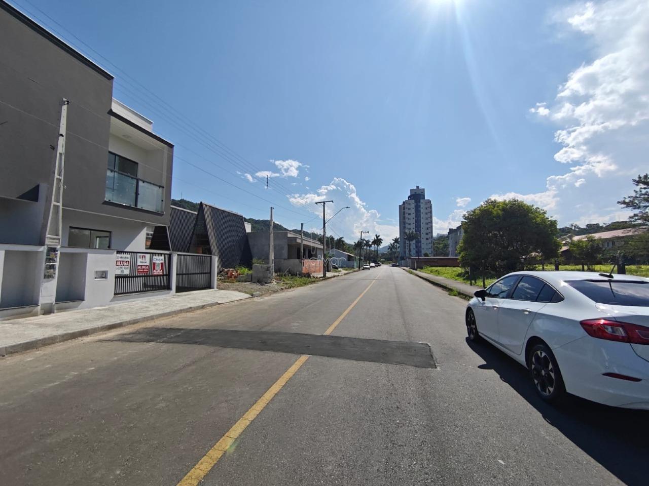 Geminado para aluguel no Rau: 