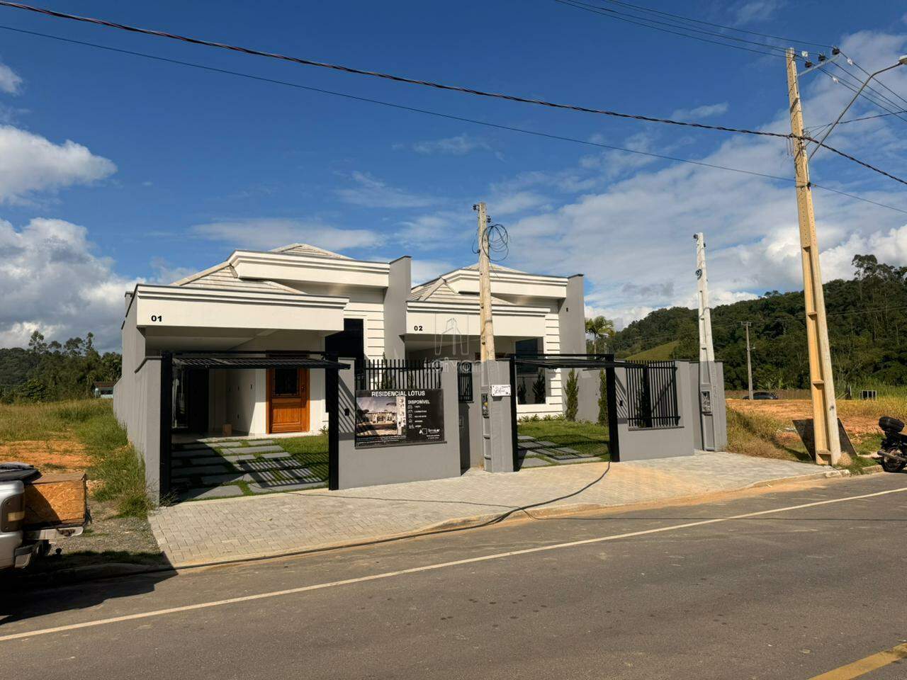 Geminado à venda no Rio Cerro I: 