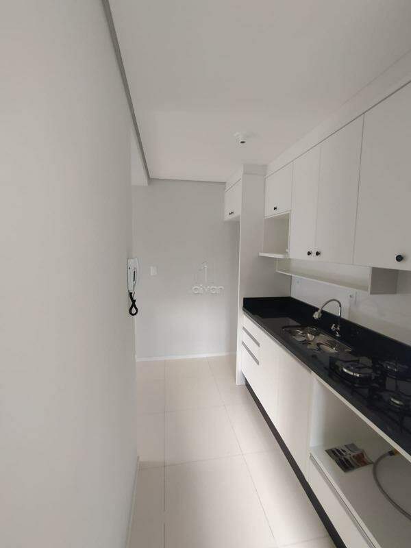 Apartamento à venda no Rau: 