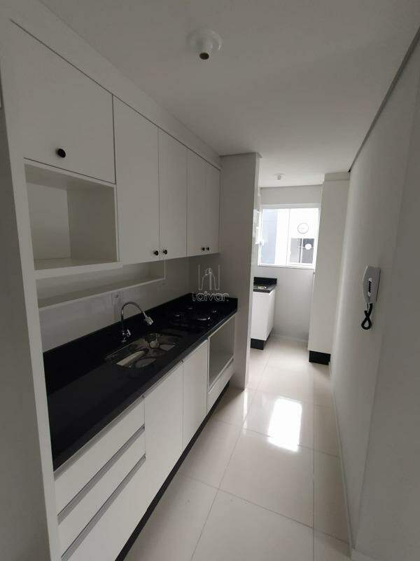 Apartamento à venda no Rau: 