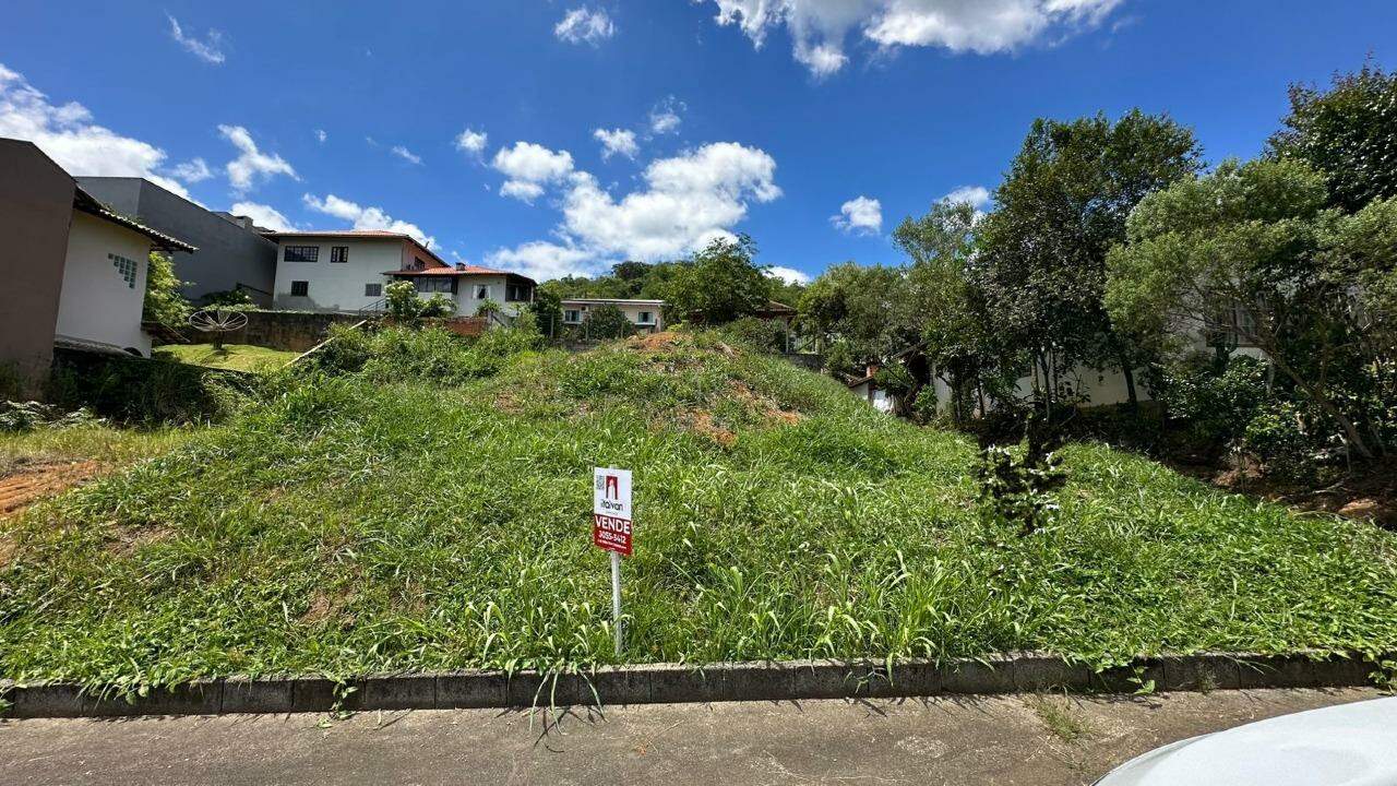 Terreno à venda no Barra do Rio Molha: 