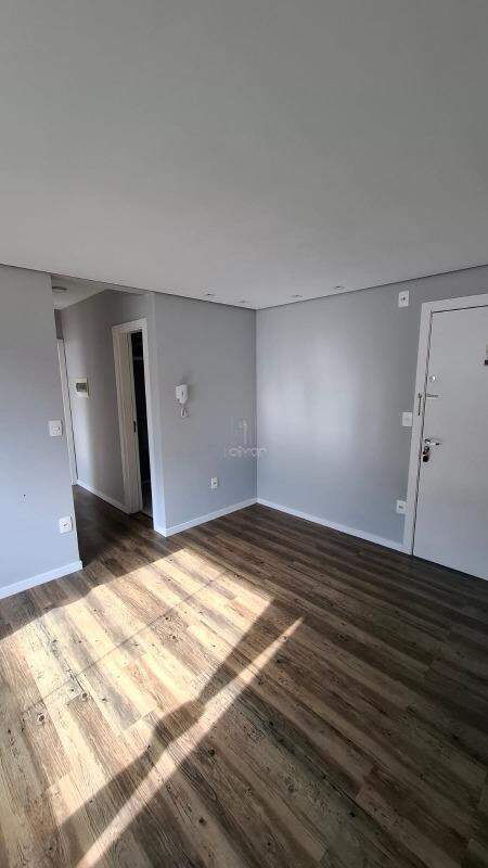 Apartamento à venda no Jaraguá 99: 