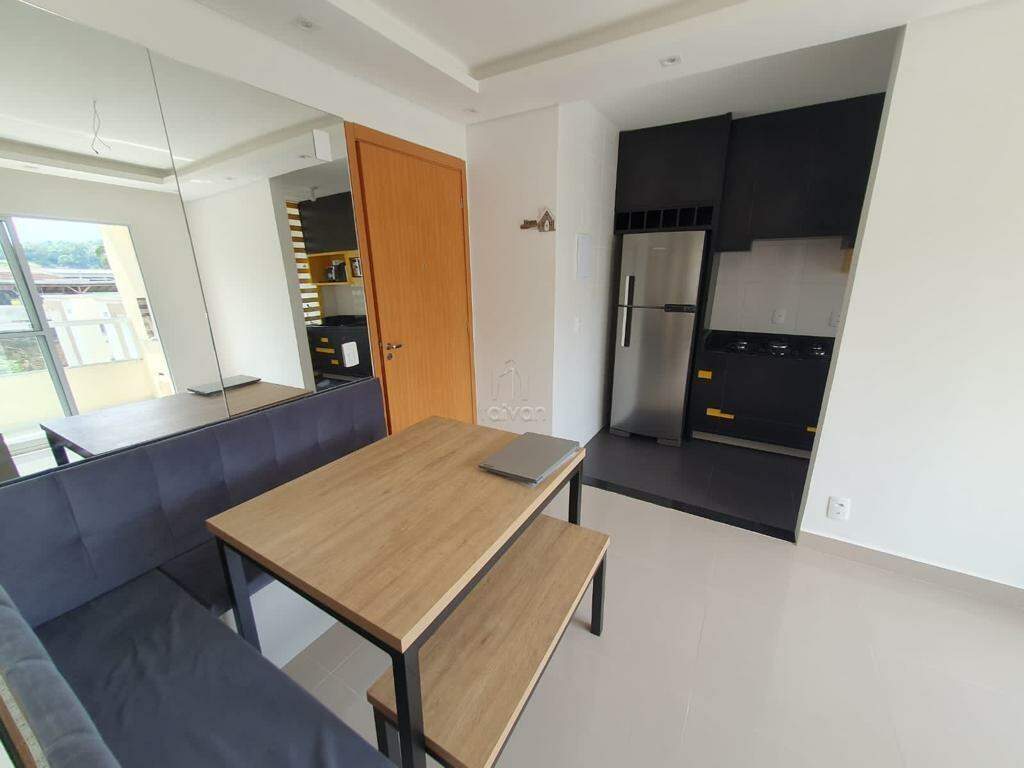 Apartamento para aluguel no Jaraguá Esquerdo: 