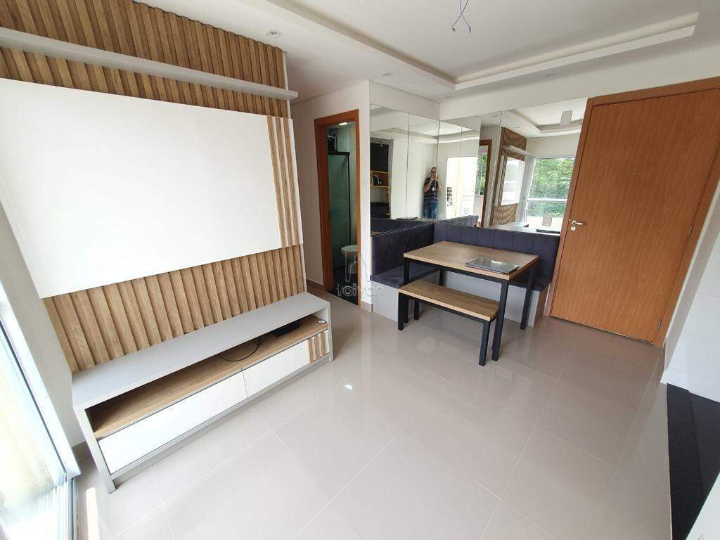 Apartamento para aluguel no Jaraguá Esquerdo: 