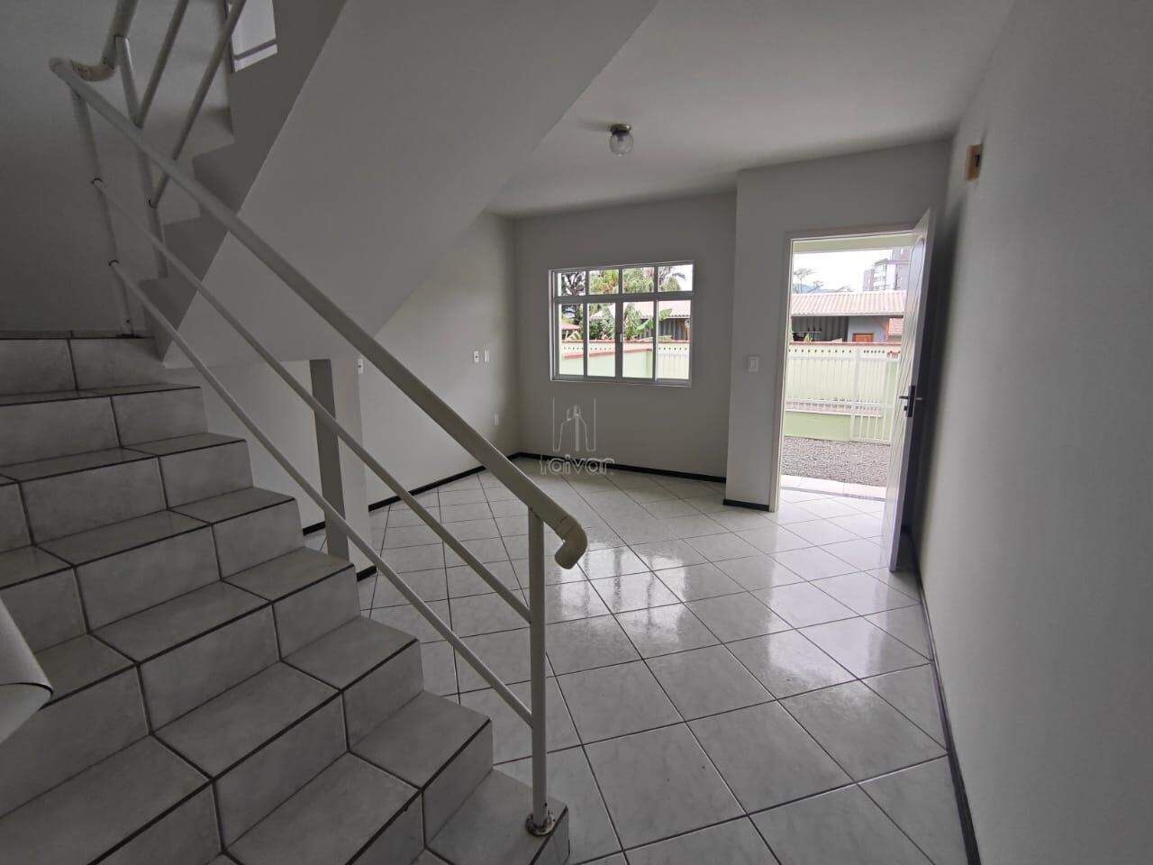 Casa para aluguel no Czerniewicz: 