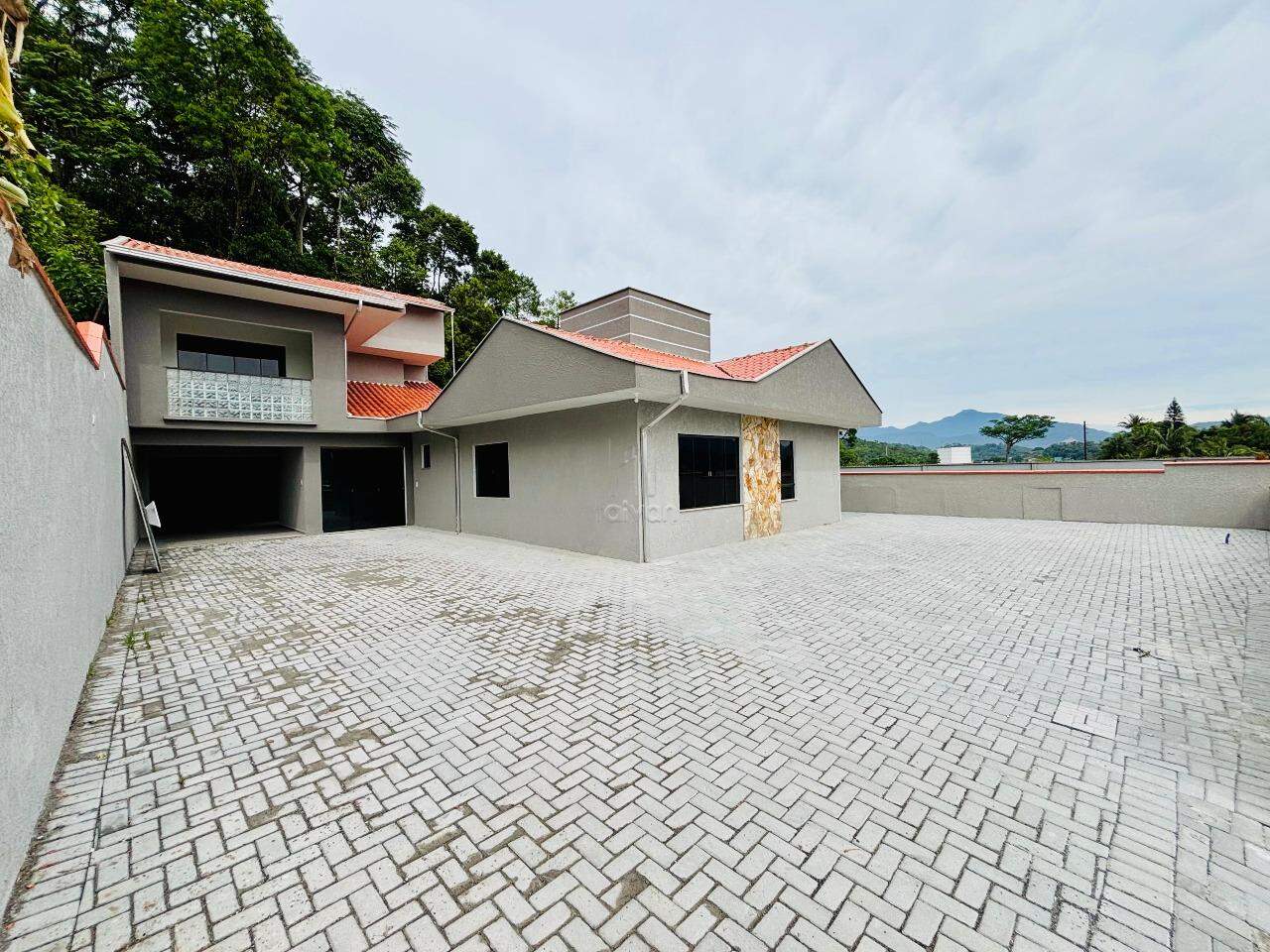 Casa à venda no Água Verde: 