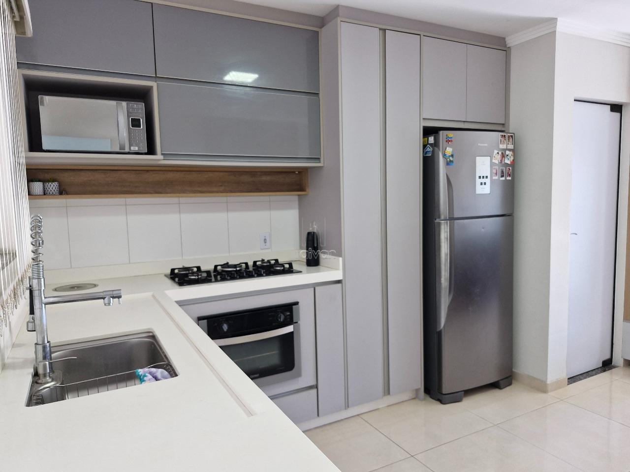 Geminado à venda no Avai: 