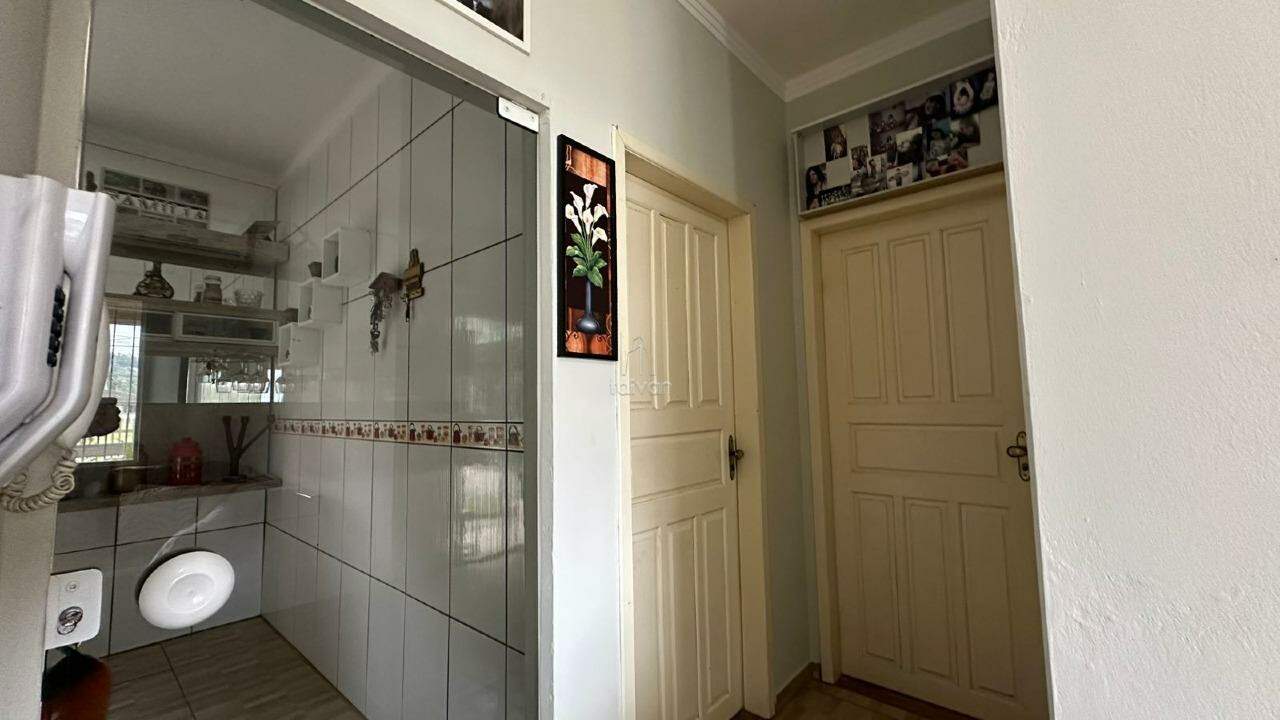 Casa para aluguel no Jaraguá 84: 