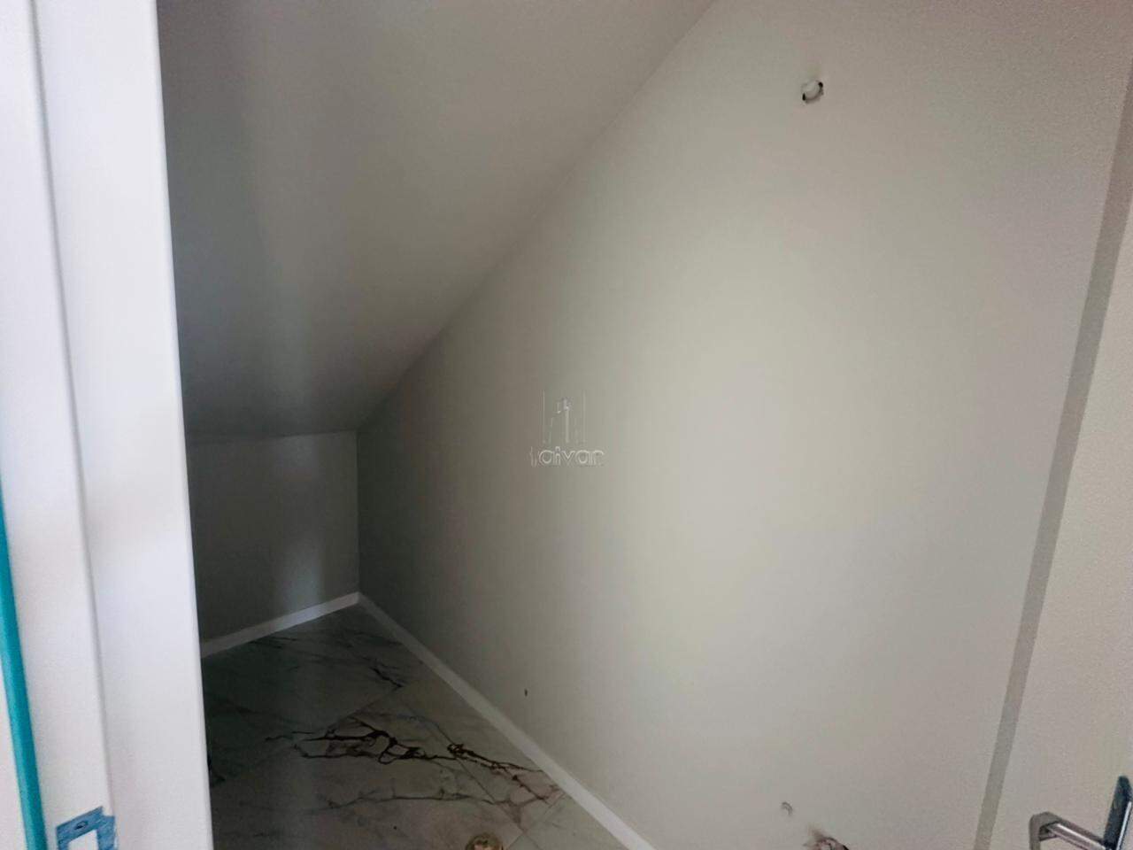 Geminado à venda no Três Rios do Norte: 