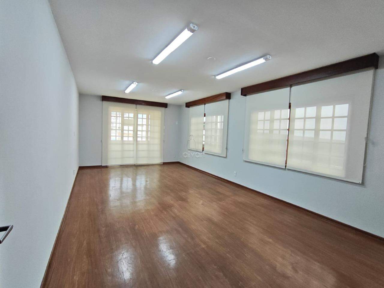 Casa para aluguel no Centro: 