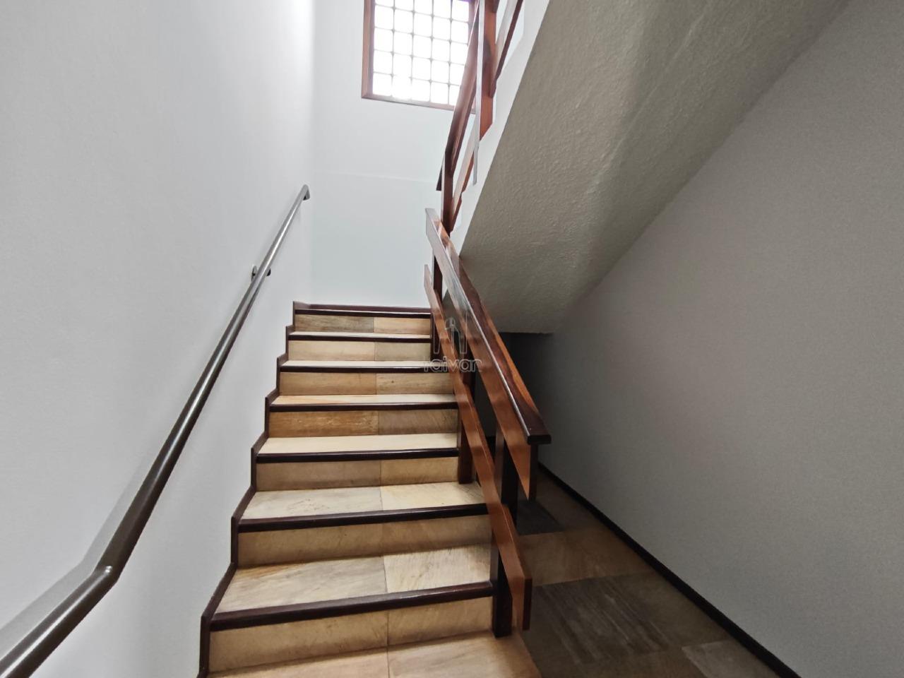 Casa para aluguel no Centro: 