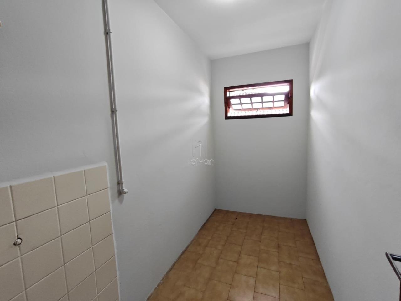 Casa para aluguel no Centro: 