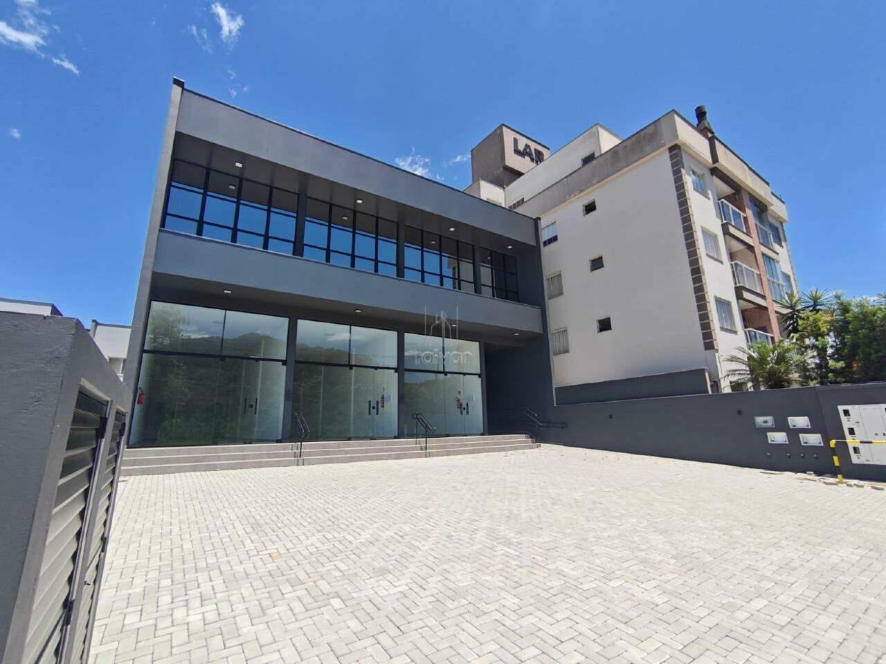 Sala Comercial para aluguel no Amizade: 