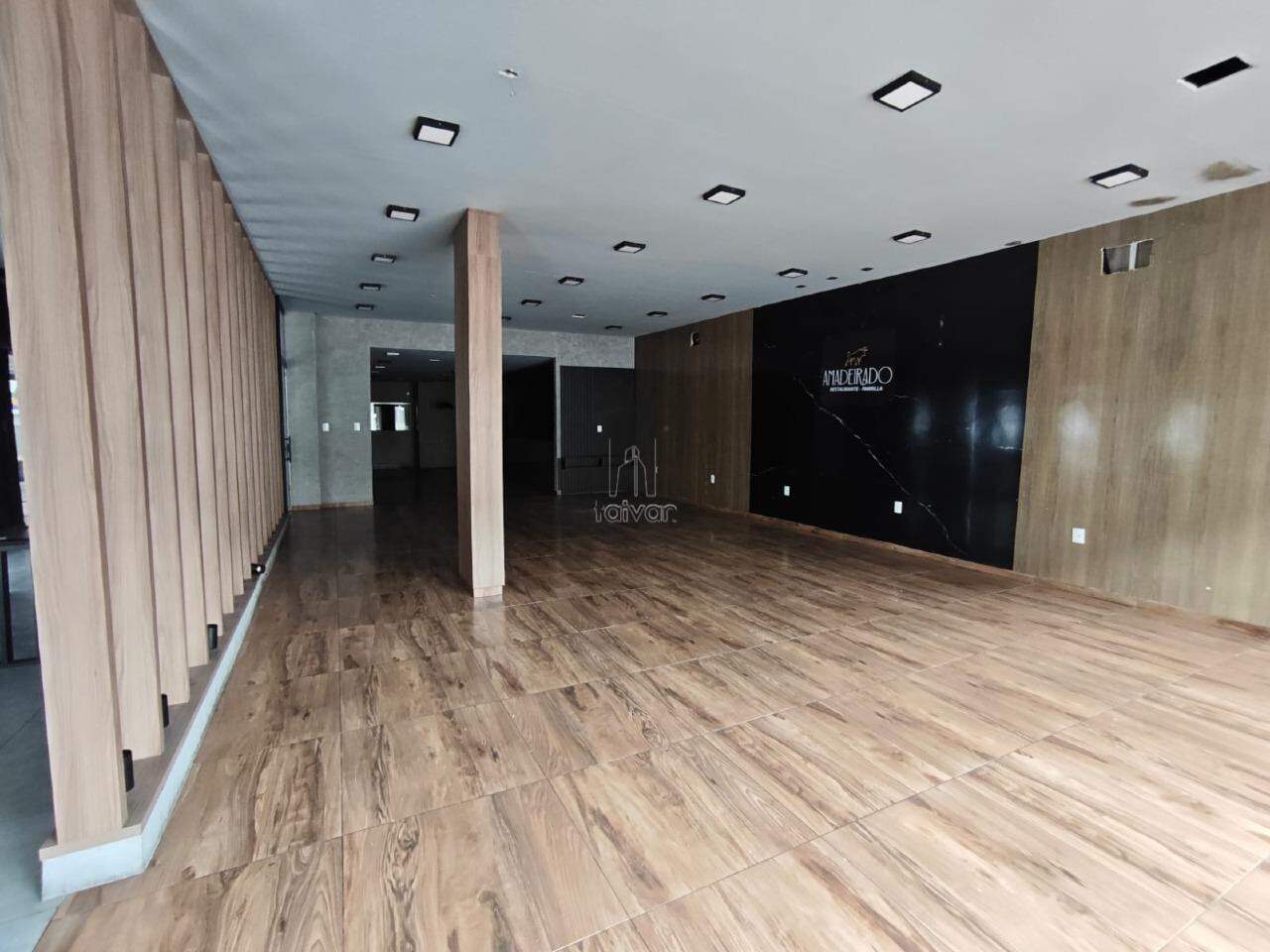 Sala Comercial para aluguel no Centro: 