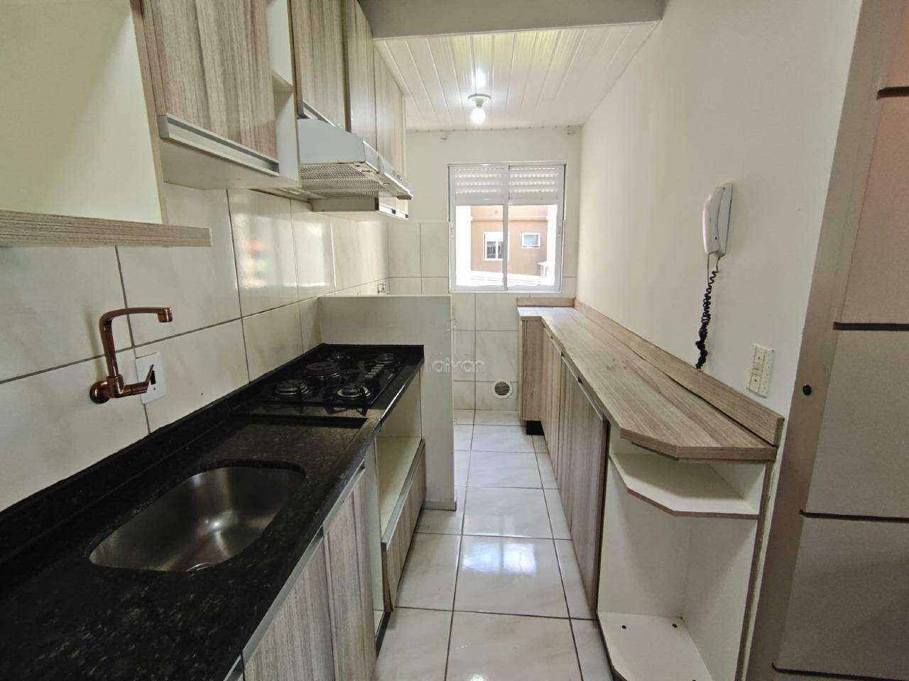 Apartamento para aluguel no Barra do Rio Cerro: 
