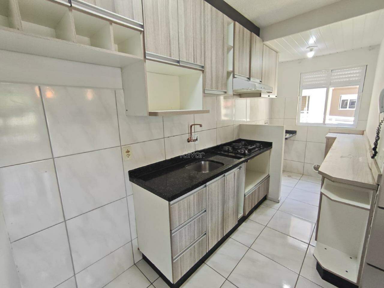 Apartamento para aluguel no Barra do Rio Cerro: 