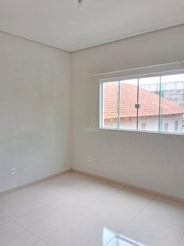 Apartamento para aluguel no Centenário: 