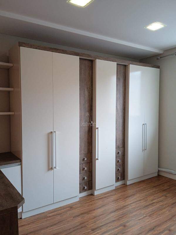 Apartamento para aluguel no Jaraguá Esquerdo: 