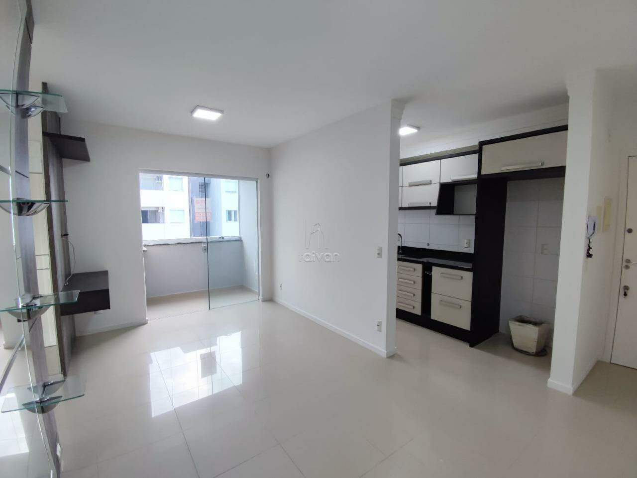 Apartamento para aluguel no Estrada Nova: 