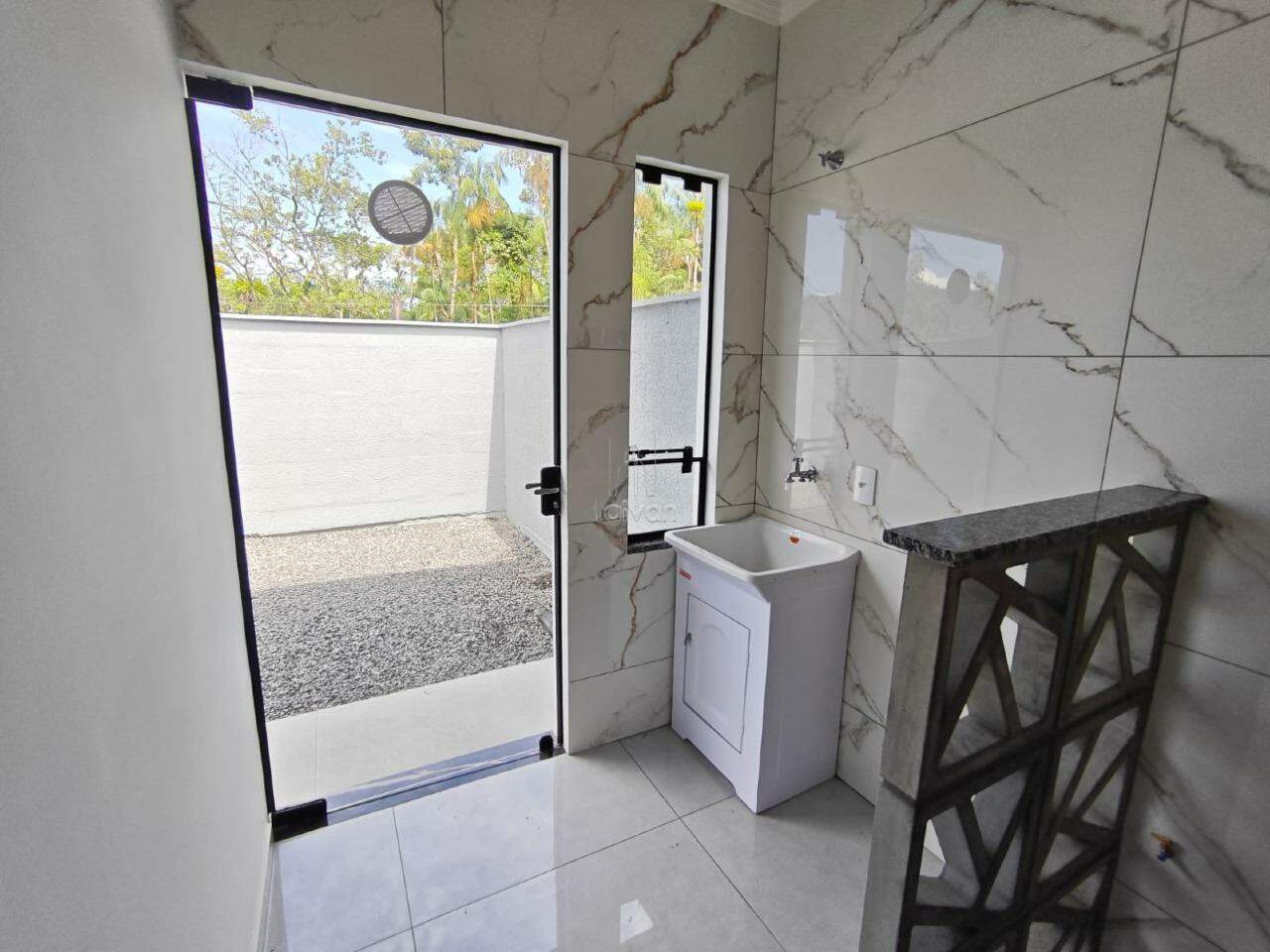 Geminado para aluguel no Três Rios do Sul: 