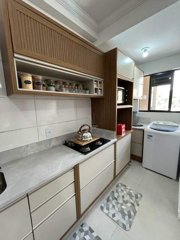 Apartamento à venda no Ilha Da Figueira: 