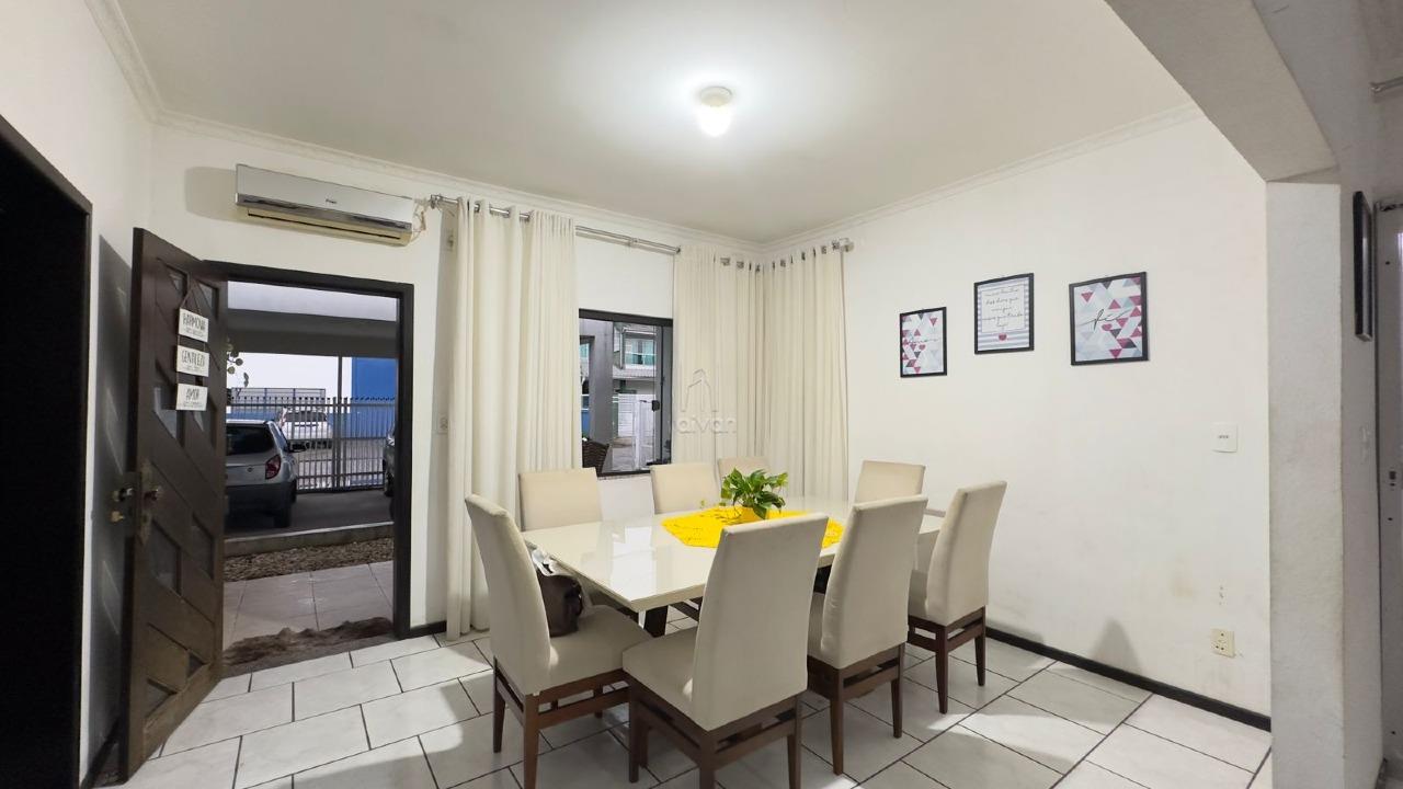 Casa à venda no Vila Lalau: 