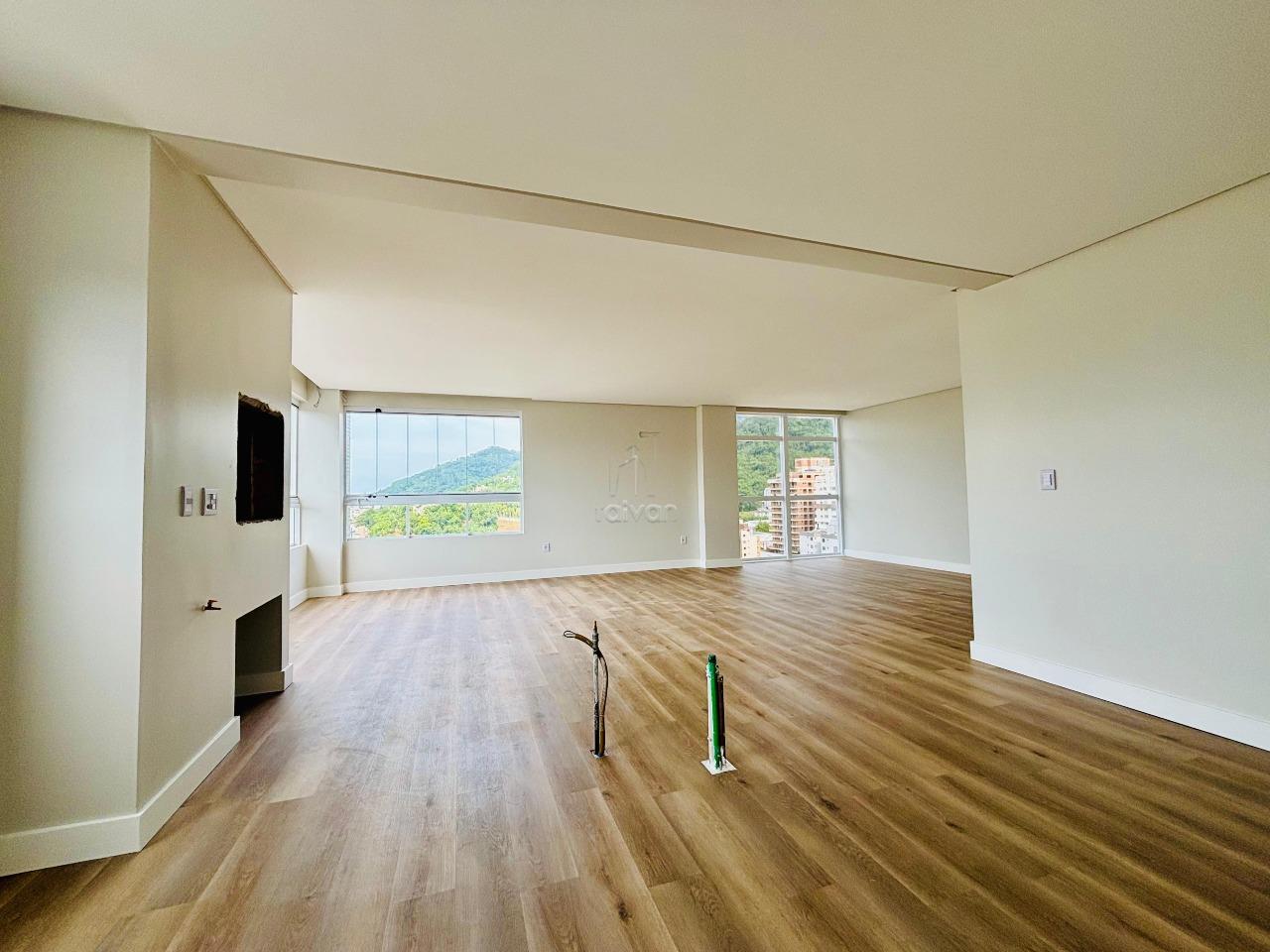 Apartamento à venda no Vila Nova: 
