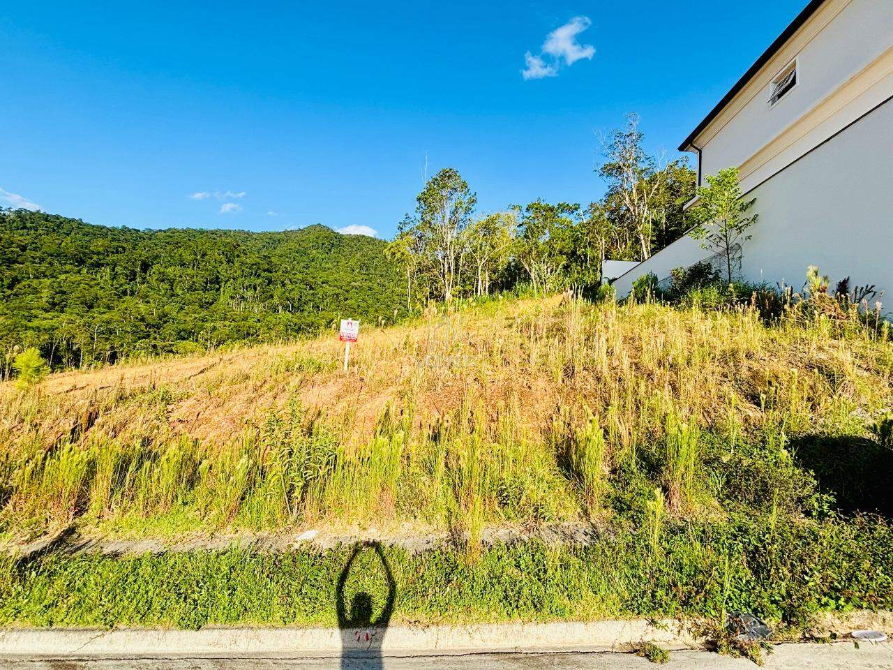 Terreno à venda no Amizade: 