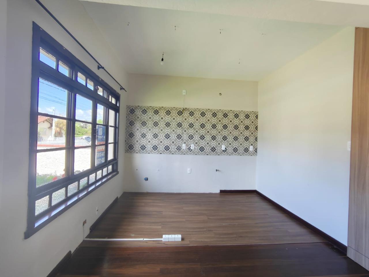 Sala Comercial para aluguel no Nereu Ramos: 