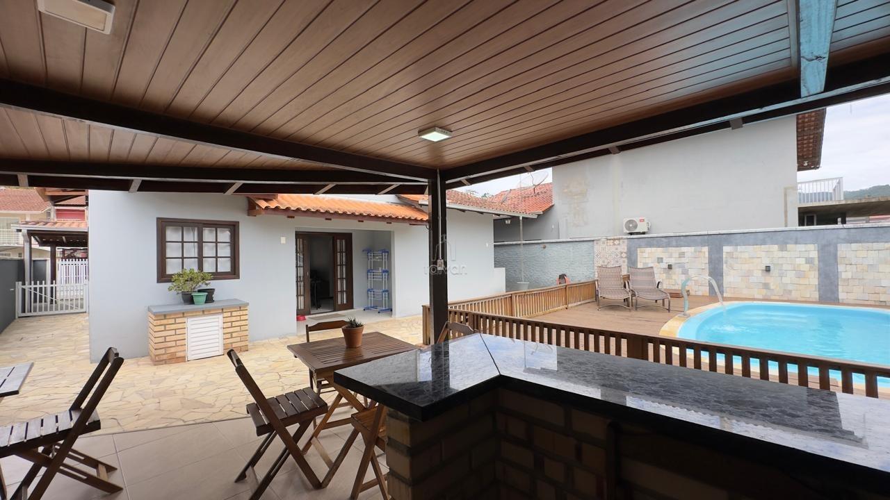 Casa à venda no Barra do Rio Cerro: 