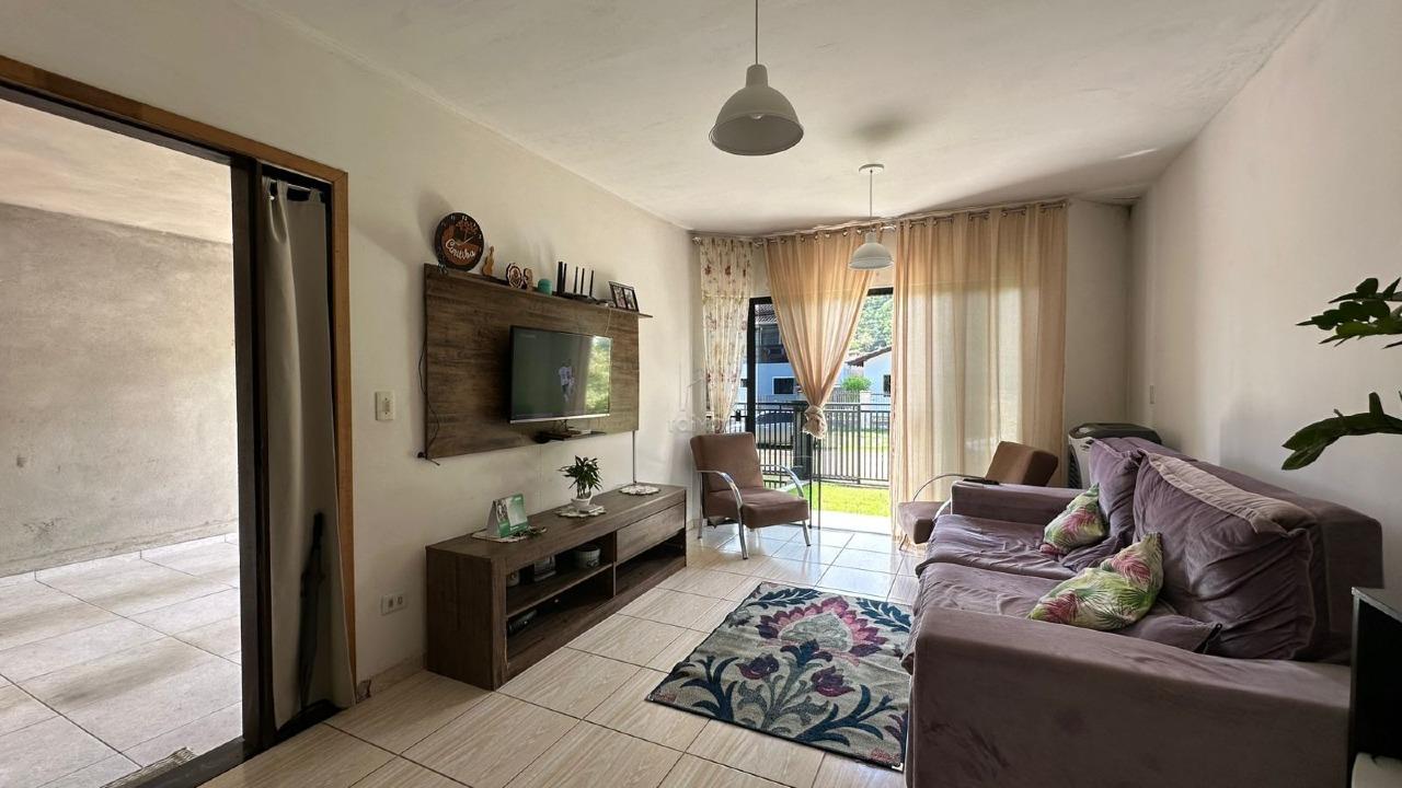 Casa à venda no Estrada Nova: 