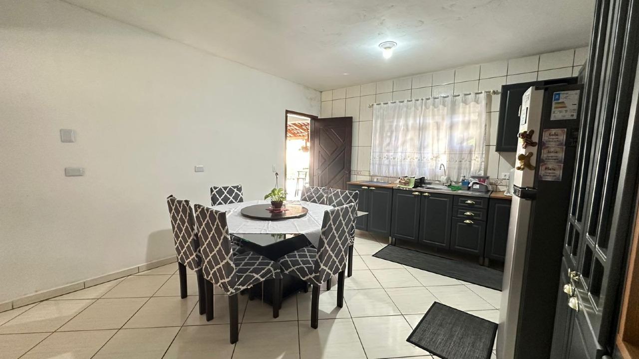 Casa à venda no Estrada Nova: 