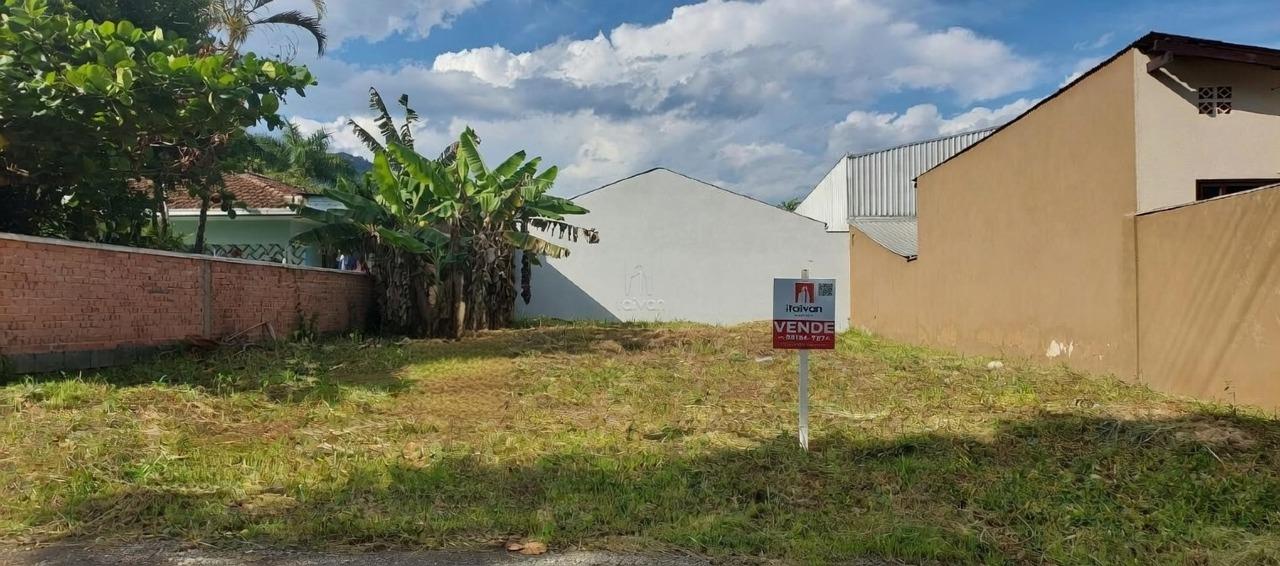 Terreno à venda no Rio Da Luz: 