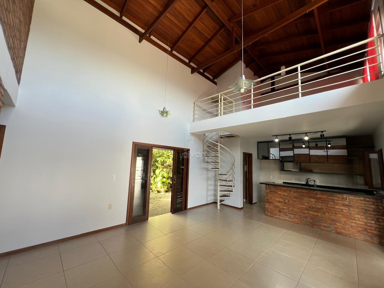 Casa para aluguel no Água Verde: 