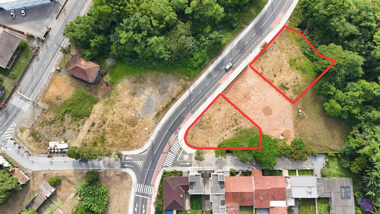 Terreno à venda no Czerniewicz: 