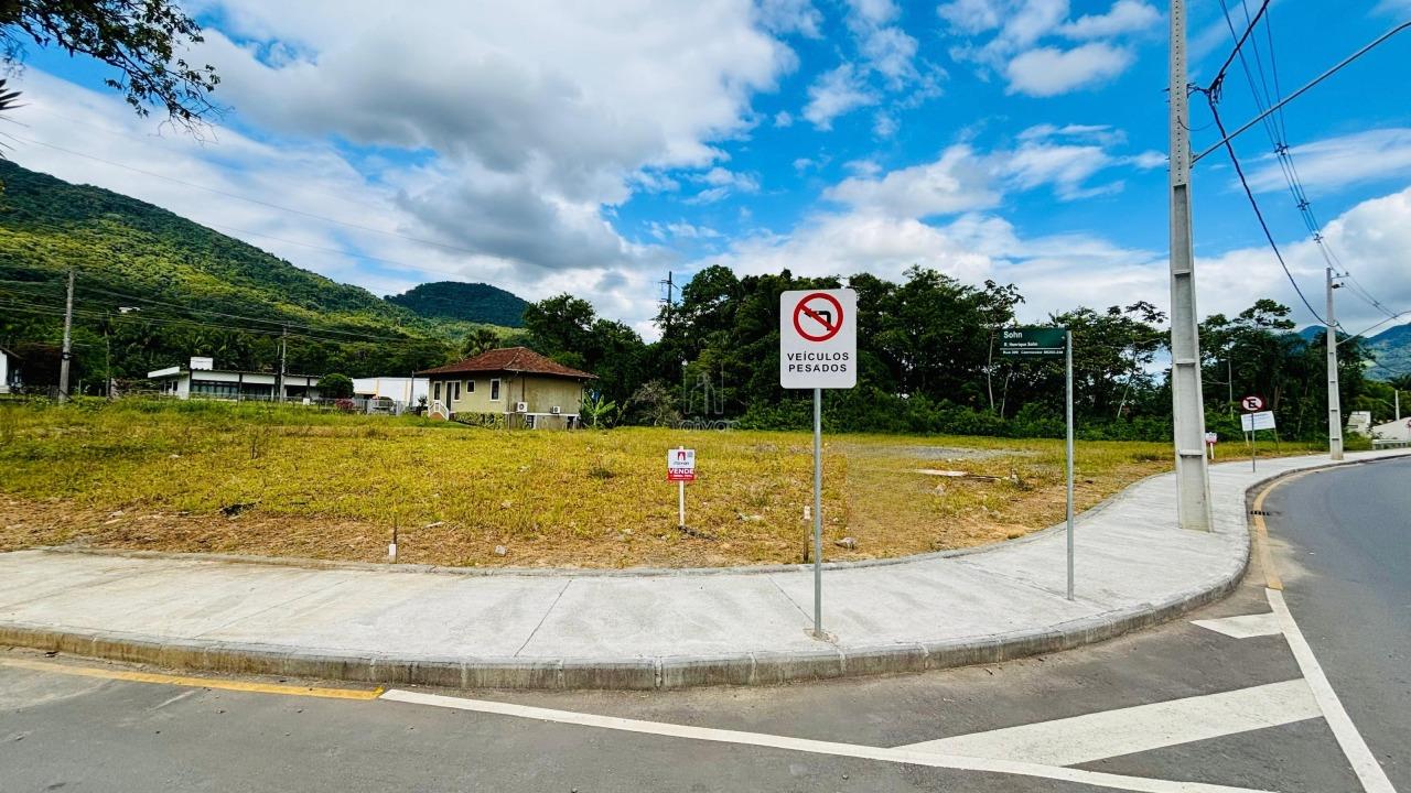 Terreno à venda no Czerniewicz: 