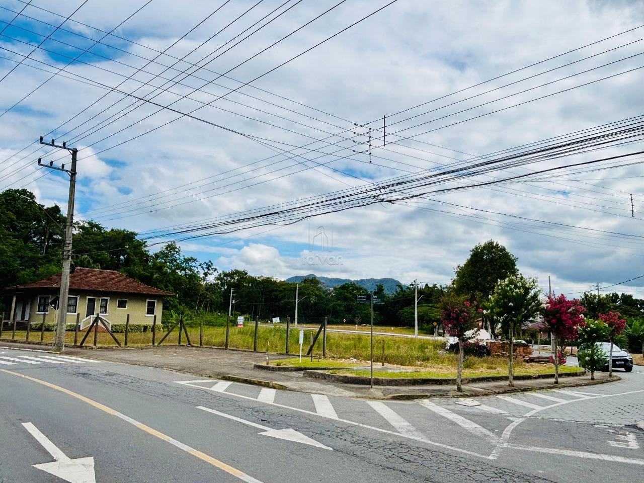 Terreno à venda no Czerniewicz: 