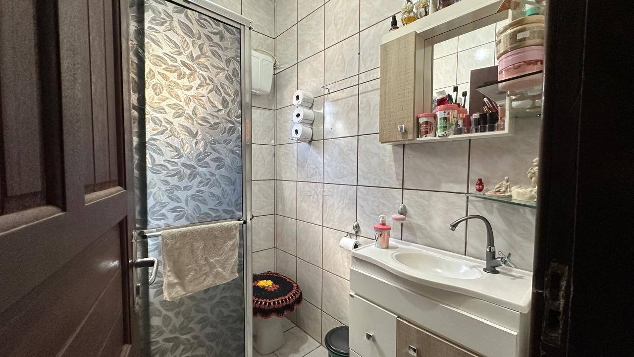 Casa à venda no Estrada Nova: 