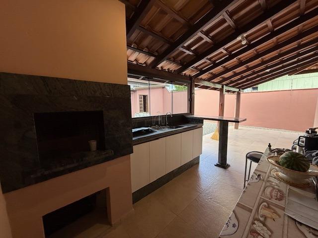 Casa à venda no Ilha Da Figueira: 