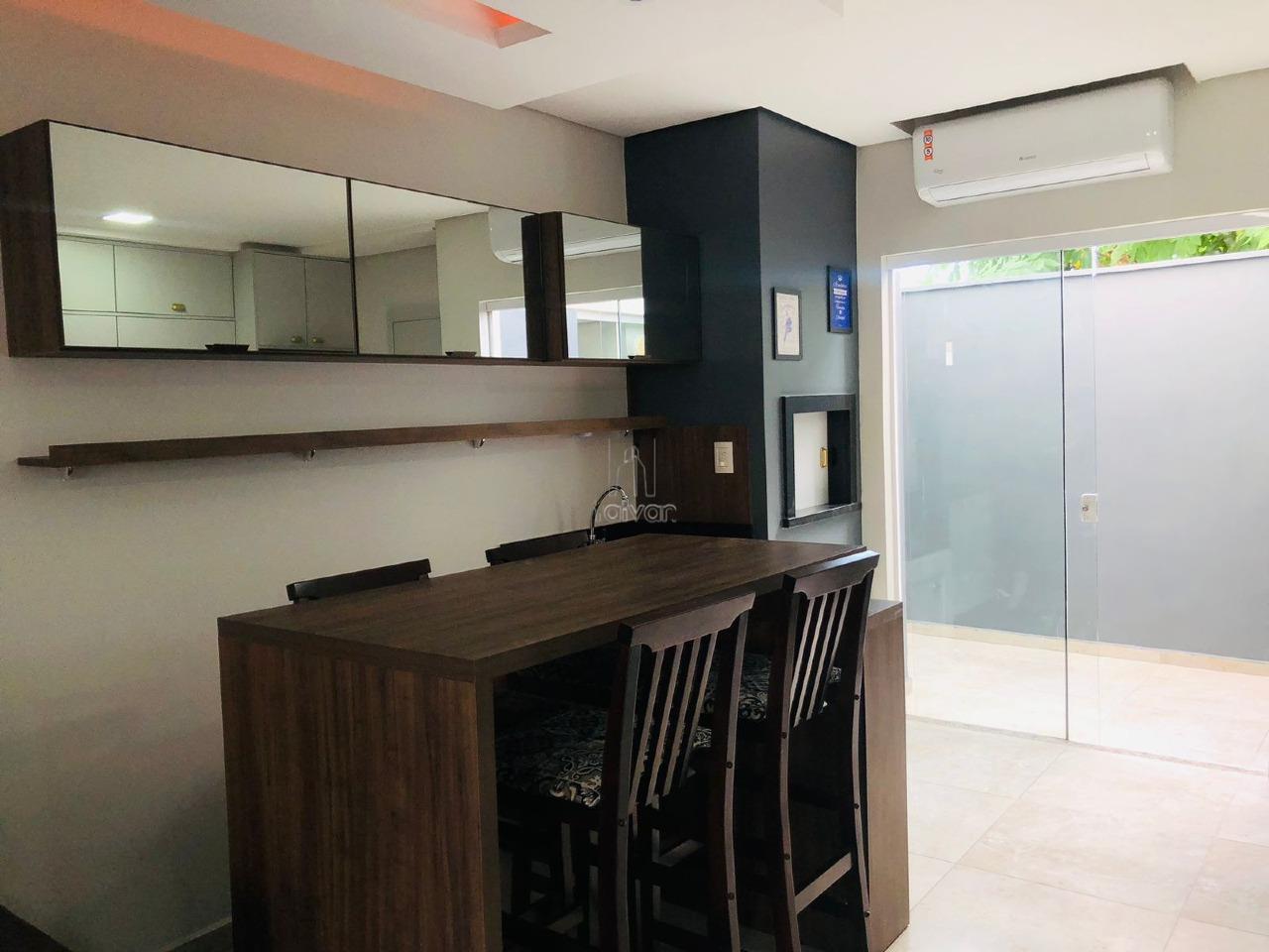 Casa para aluguel no Amizade: 