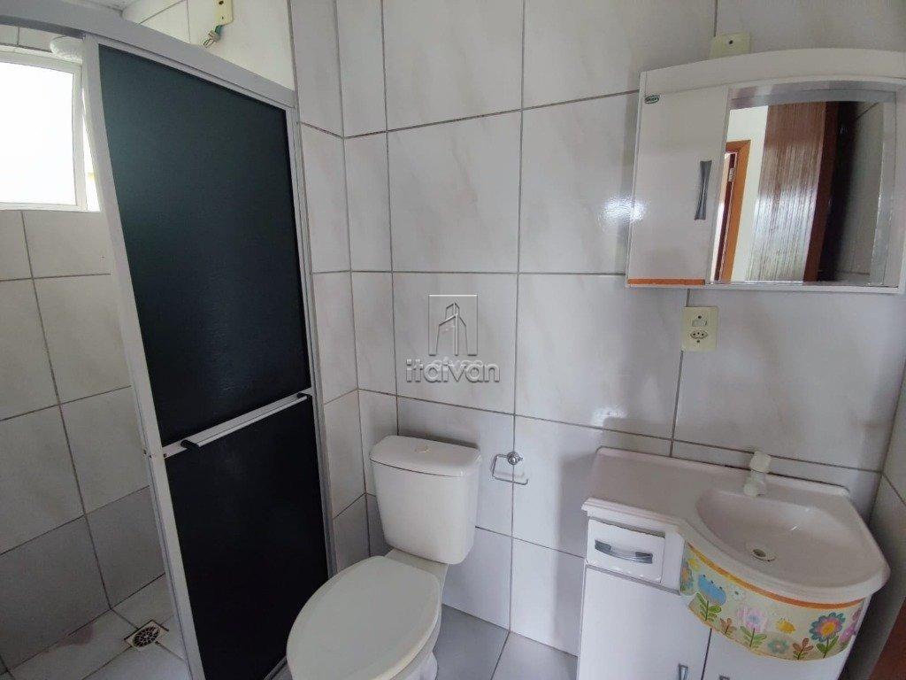 Apartamento à venda no Barra do Rio Cerro: 