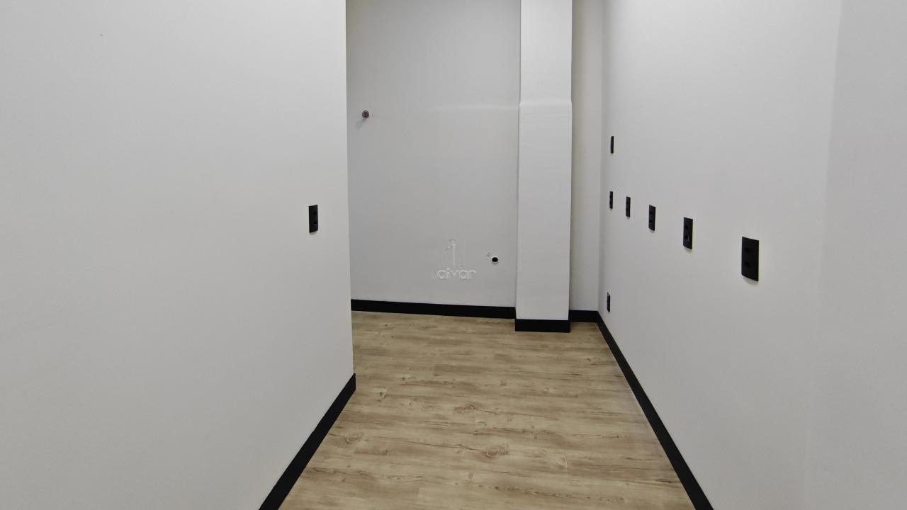 Sala Comercial para aluguel no Centro: 