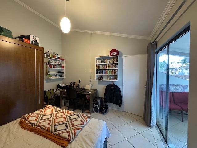 Casa à venda no Jaraguá Esquerdo: 