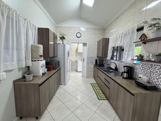 Casa à venda no Jaraguá Esquerdo: 