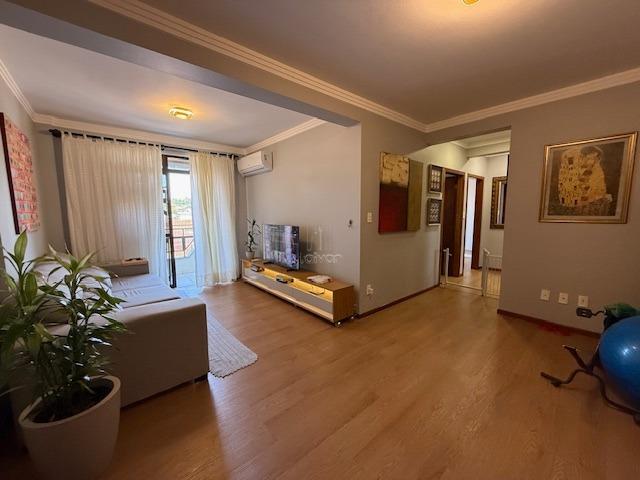 Apartamento à venda no Jaraguá Esquerdo: 