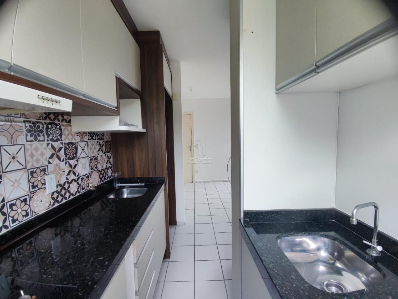 Apartamento para aluguel no Rau: 