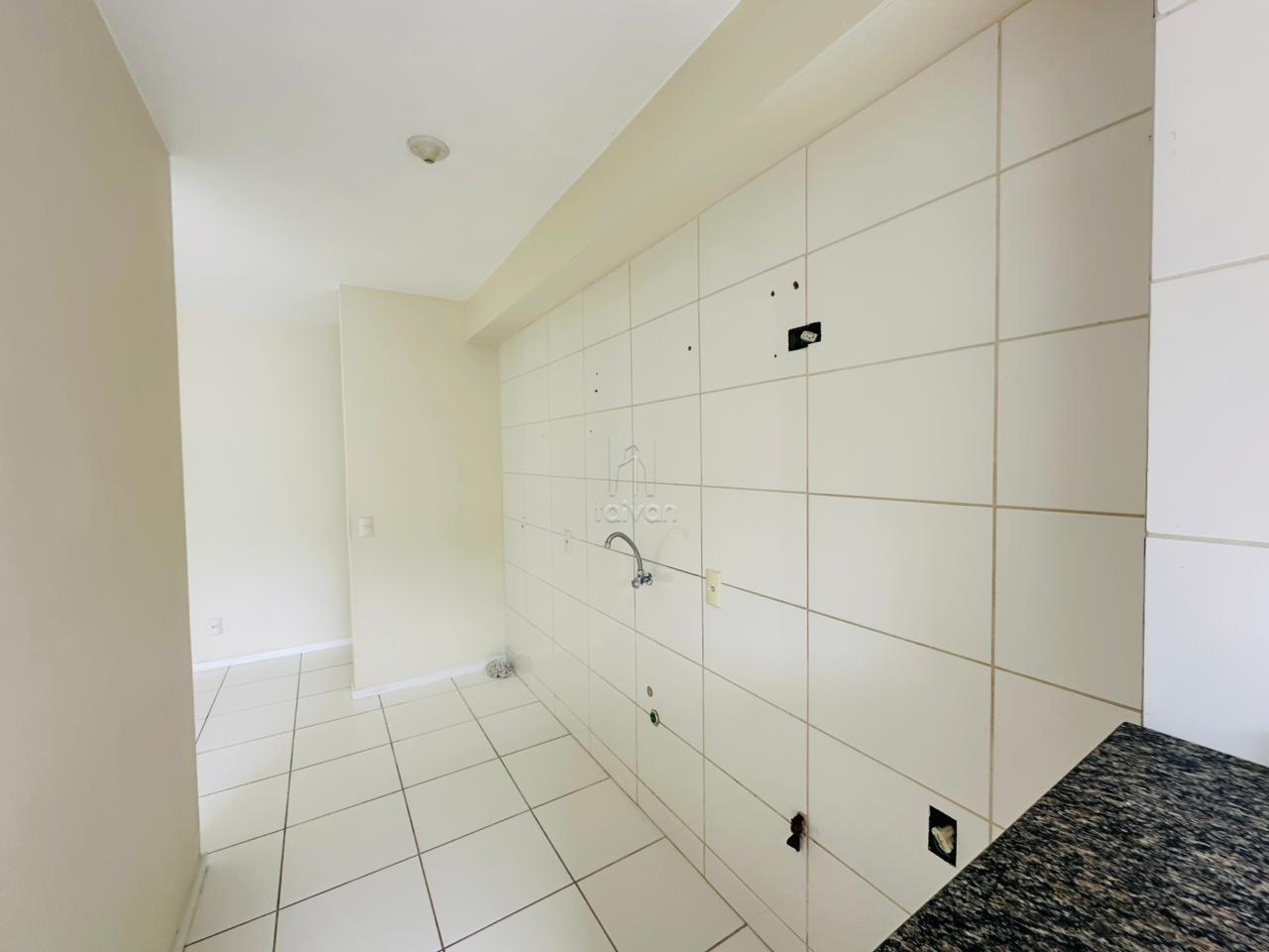 Apartamento à venda no Estrada Nova: 