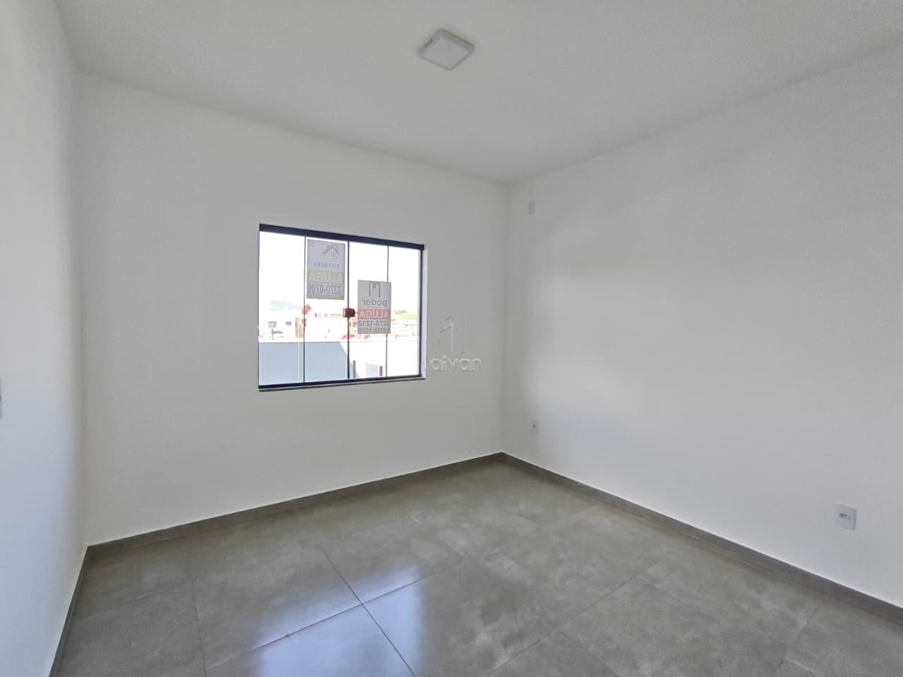 Apartamento para aluguel no Corticeira: 