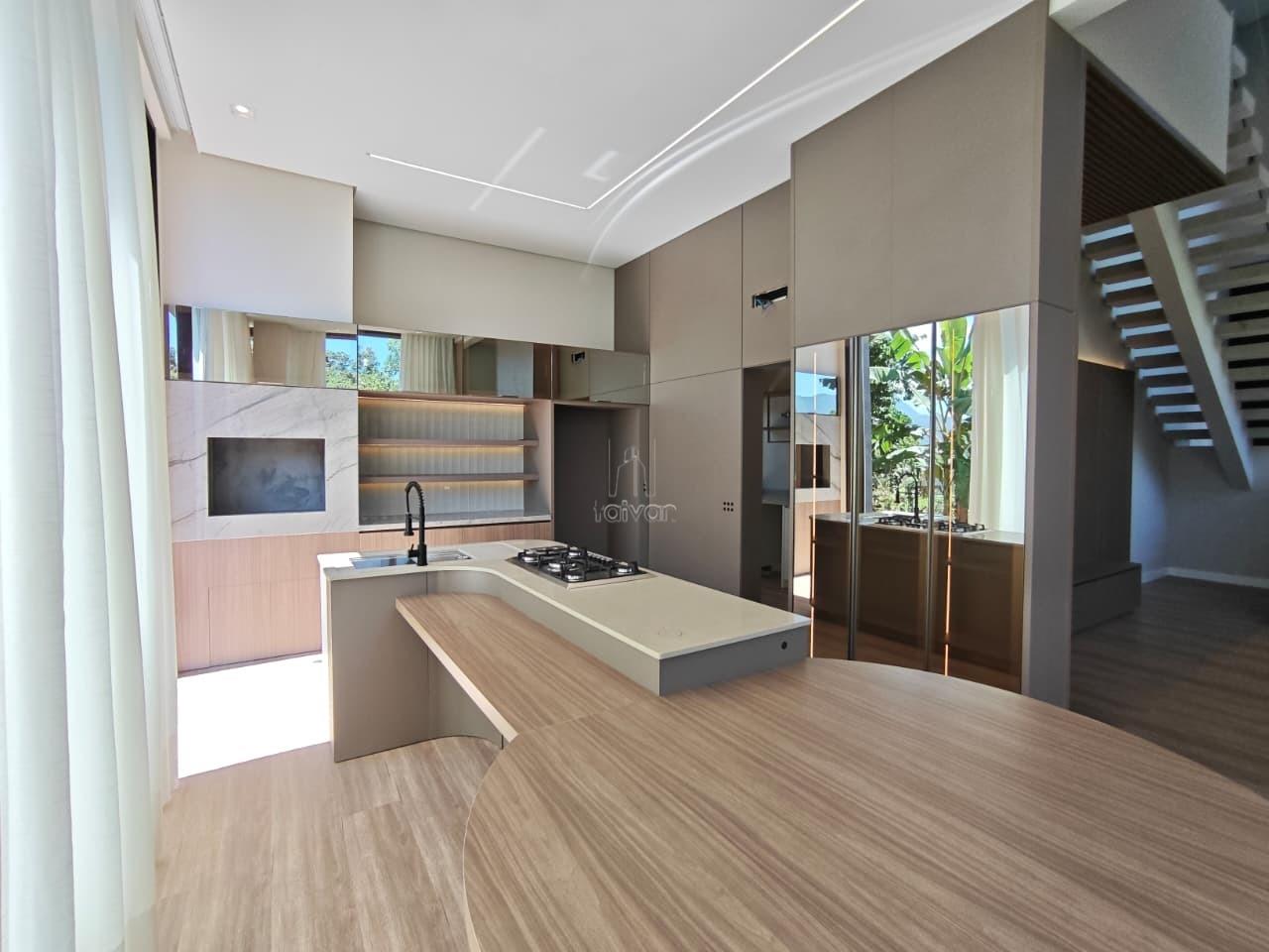 Casa para aluguel no Jaraguá Esquerdo: 